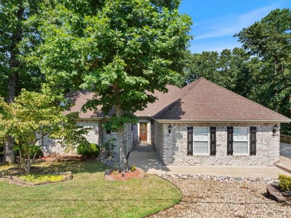 26 Leicester Drive, Bella Vista, AR 72714
