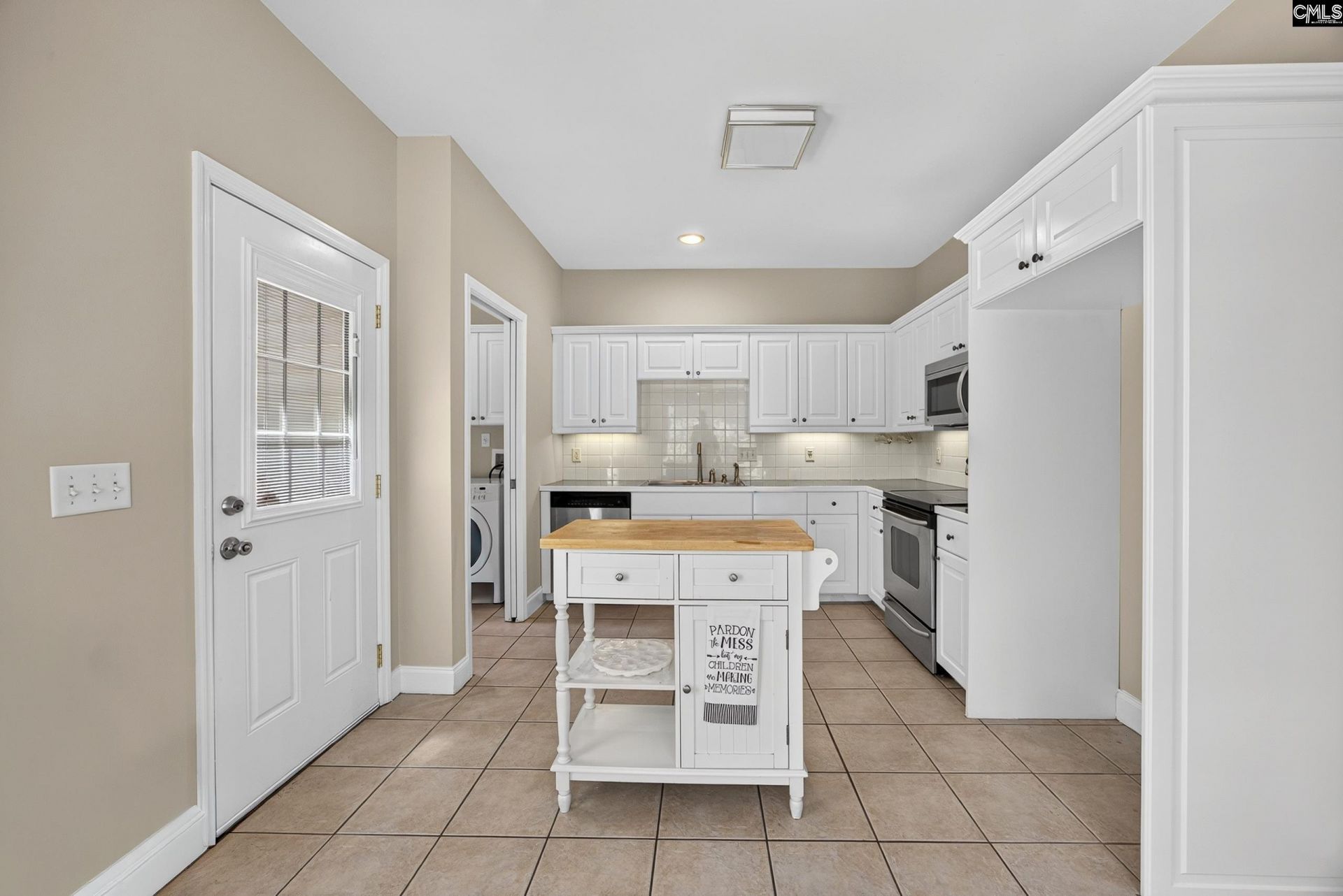 412 Summerlea Drive Photo 11