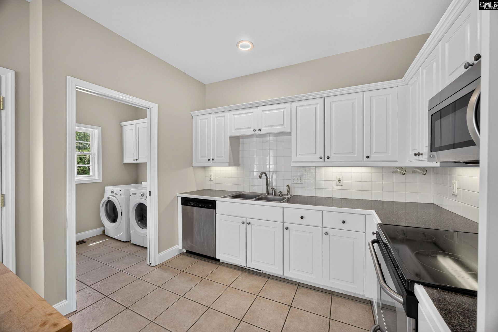 412 Summerlea Drive Photo 13