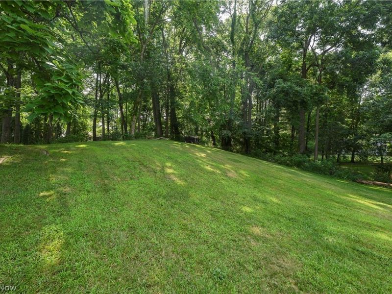 455 River Road, Canal Fulton, OH 44614 Photo 10