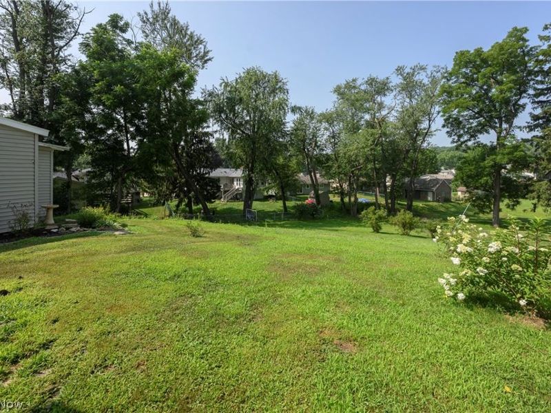 455 River Road, Canal Fulton, OH 44614 Photo 4