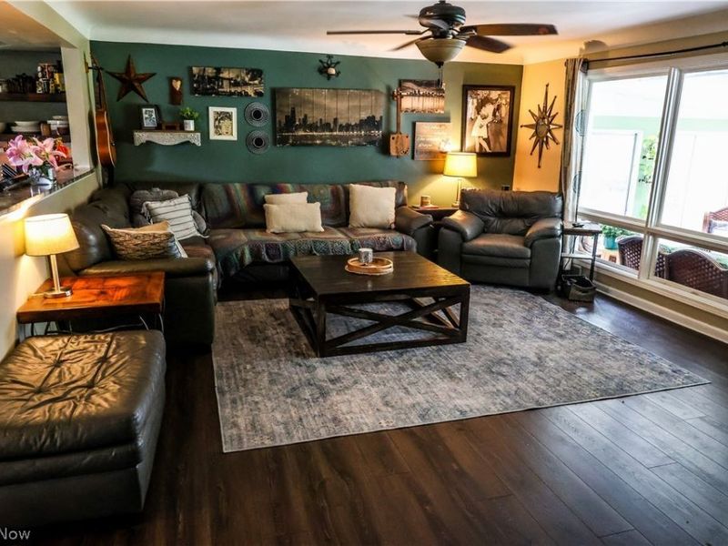 7580 Hoertz Road, Parma, OH 44134 Photo 5