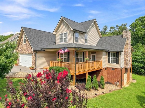742 Bob O Drive, Dandridge, TN 37725