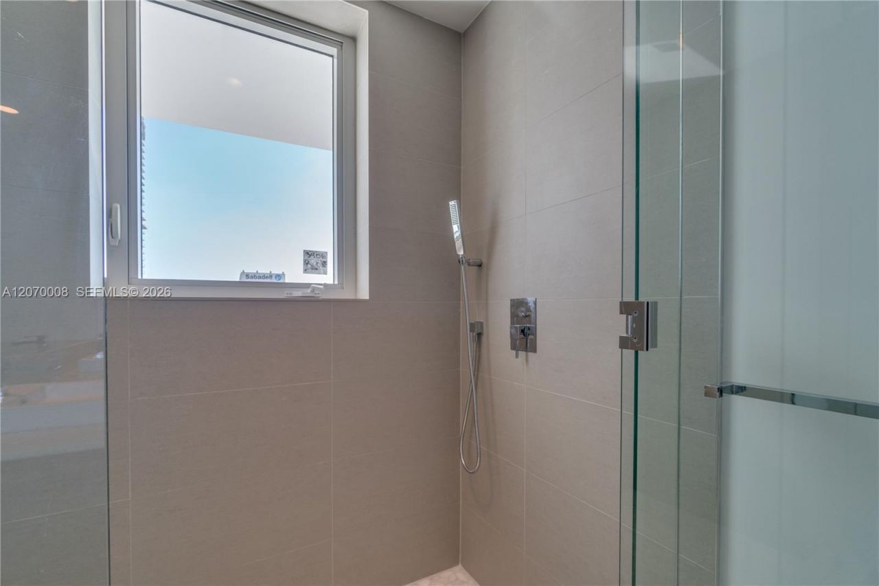 1080 Brickell Ave , Unit 3406, Miami, FL 33131 Photo