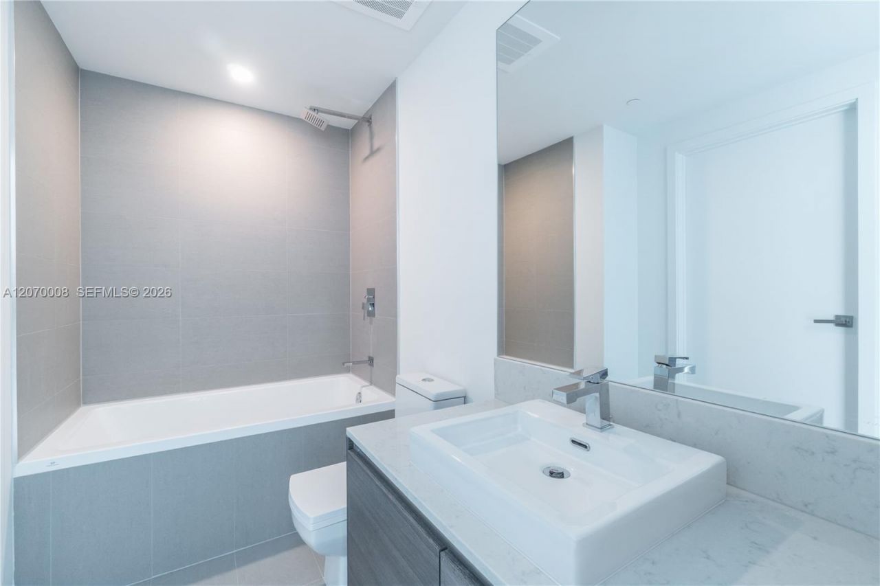 1080 Brickell Ave , Unit 3406, Miami, FL 33131 Photo