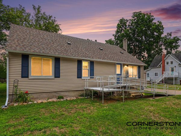 74 N Park Street NE, Cedar Springs, MI 49319