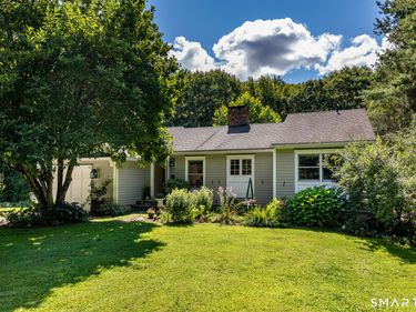 122 River, Washington, CT 06794