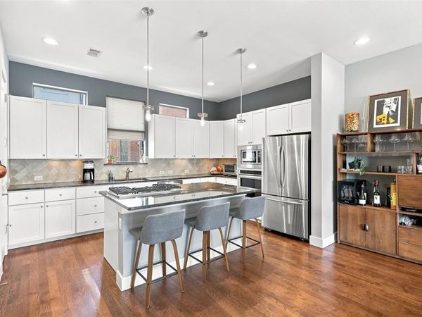1114 S Adams Street, Fort Worth, TX 76104