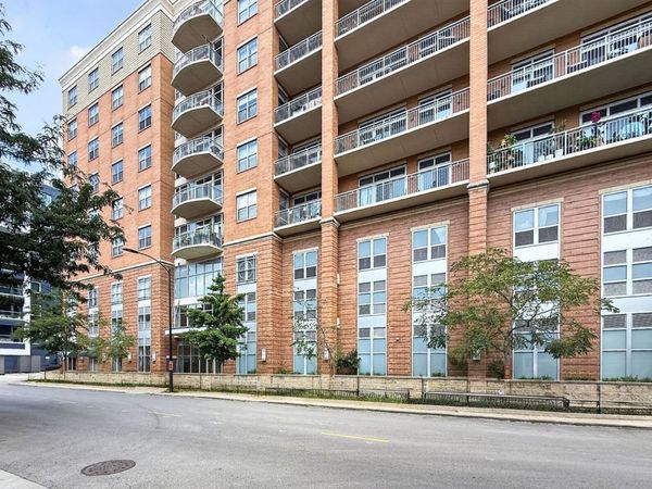 950 W MONROE Street , Unit 612, Chicago, IL 60607