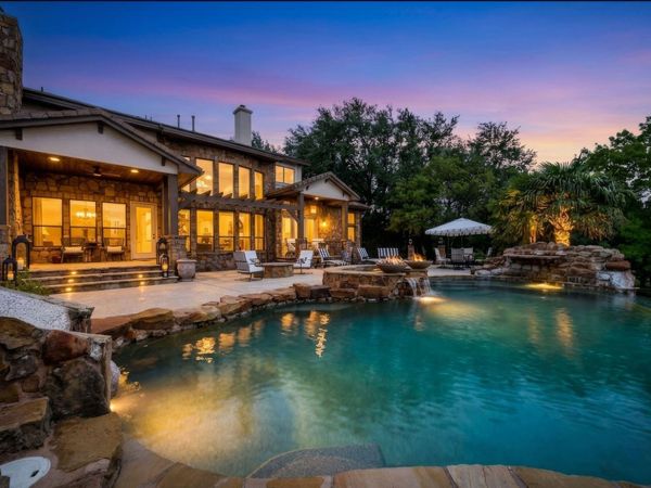 1801 Eagles Glen CV, Austin, TX 78732