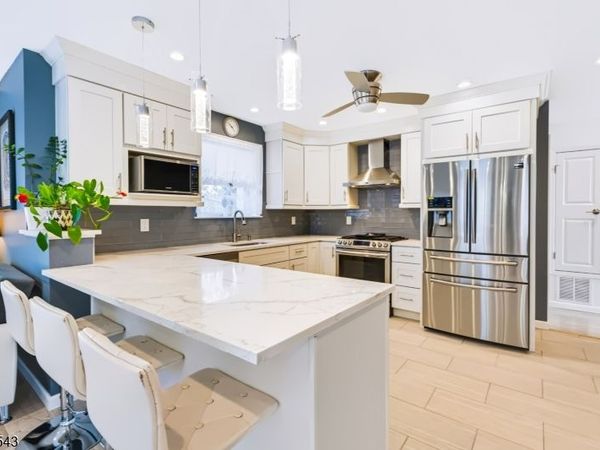85 Morningside Ave, Old Bridge, NJ 08879