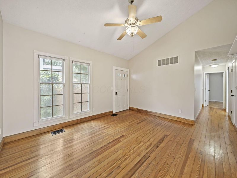 5303 Bittersweet Court, Columbus, OH 43230 Photo 9