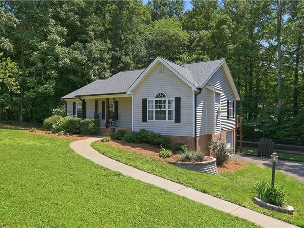1035 Trinity Place Road, Tobaccoville, NC 27050