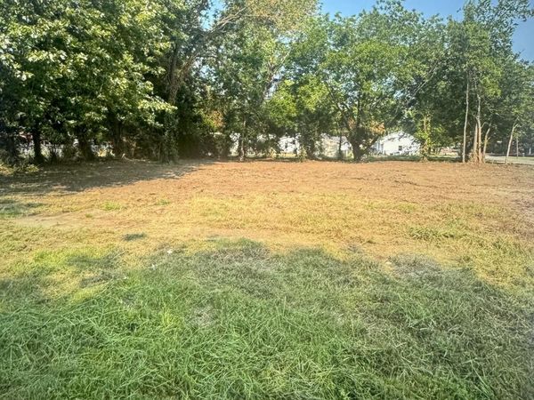 533 N Smith Street , Vinita, OK 74301