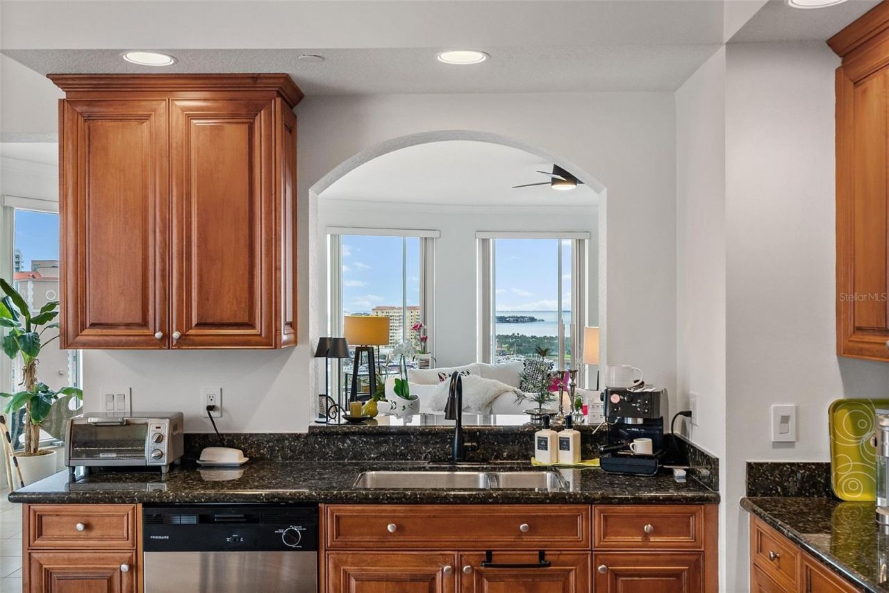 100 Beach Drive Ne, Unit 1501, Saint Petersburg, FL 33701 Photo