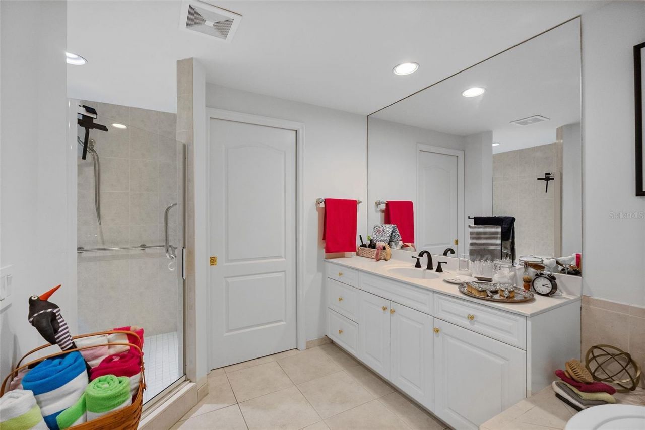 100 Beach Drive Ne, Unit 1501, Saint Petersburg, FL 33701 Photo