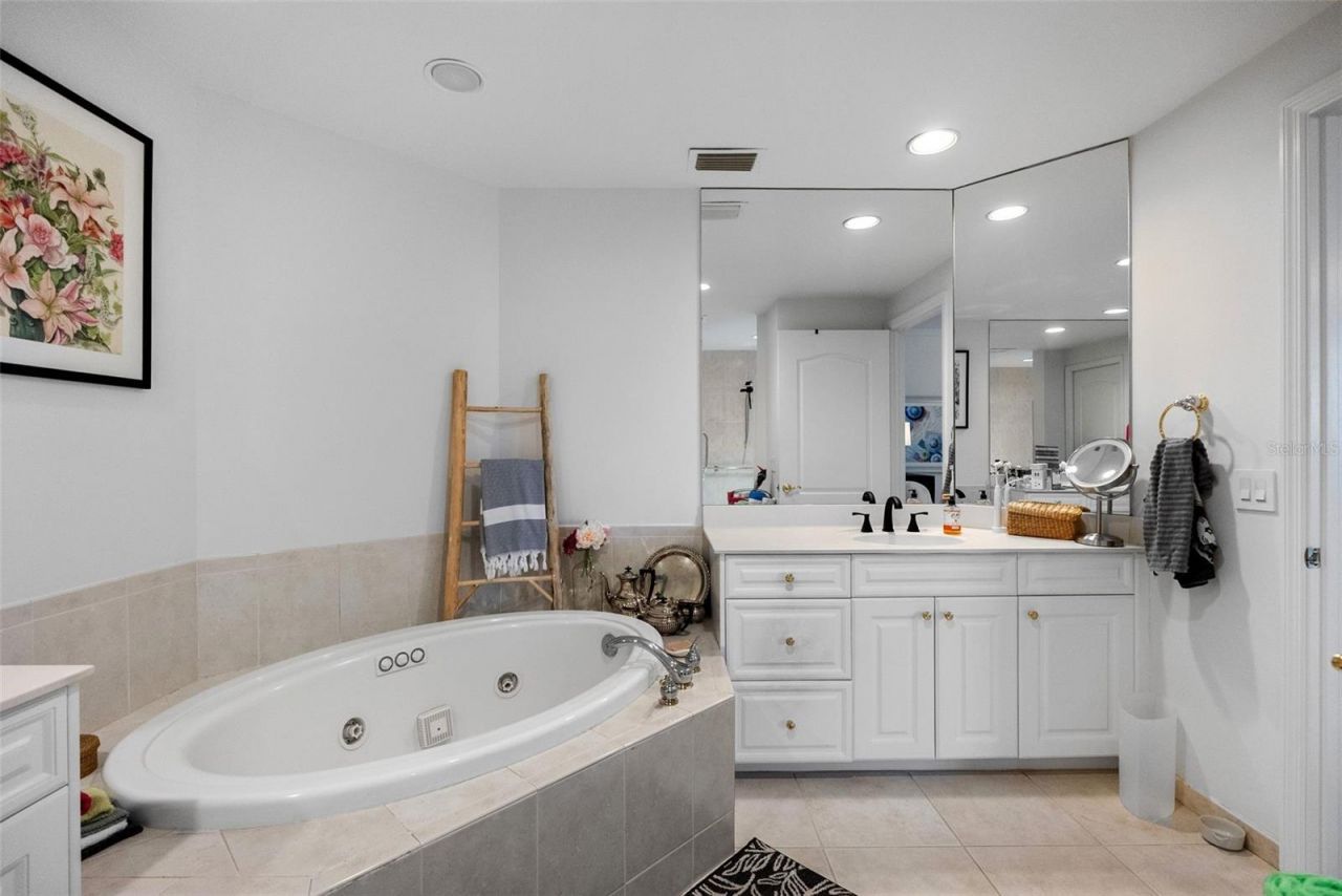 100 Beach Drive Ne, Unit 1501, Saint Petersburg, FL 33701 Photo