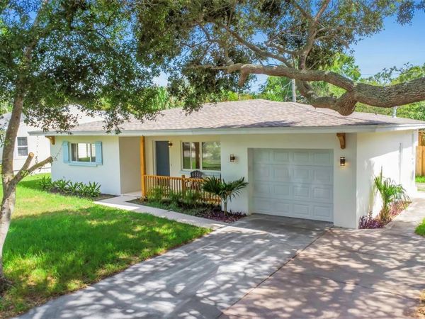 245 GROVE CIR N , DUNEDIN, FL 34698