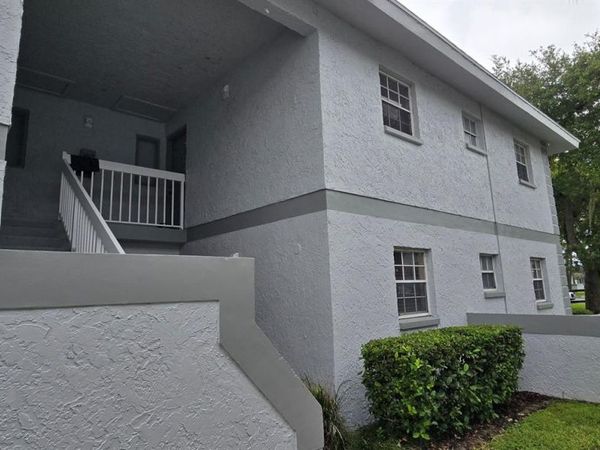 588 FAIRWAYS LANE , Unit E201, OCALA, FL 34472