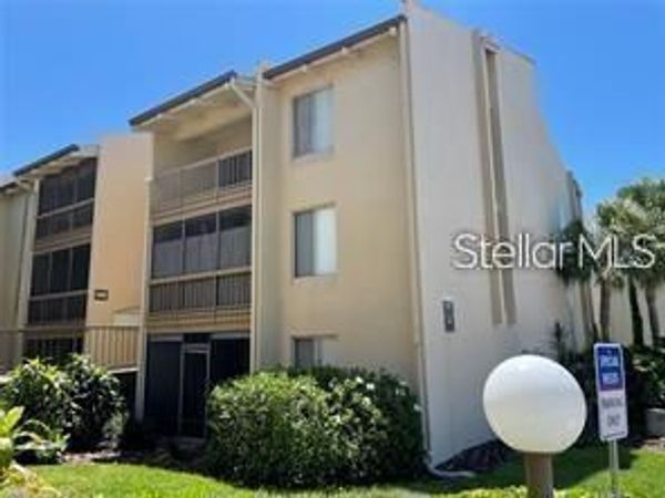 586 ORANGE DRIVE , Unit 118, ALTAMONTE SPRINGS, FL 32701