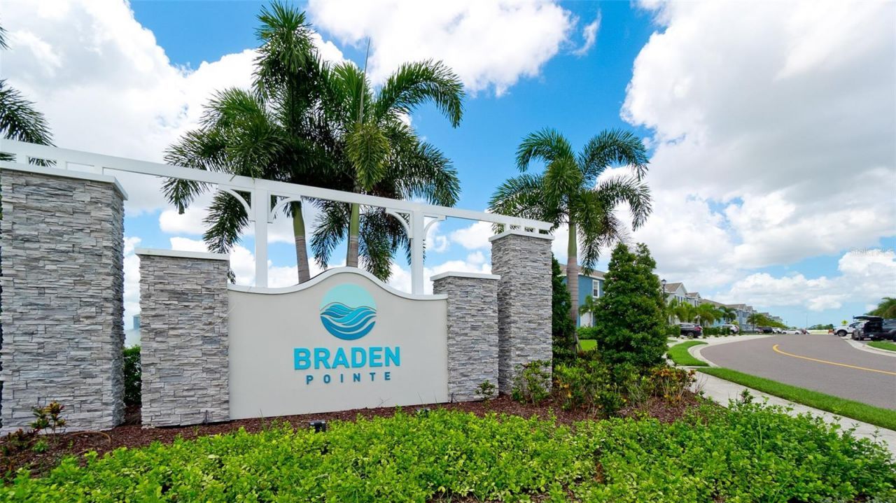 2746 Pearly Banks Drive, Bradenton, FL 34208 Photo