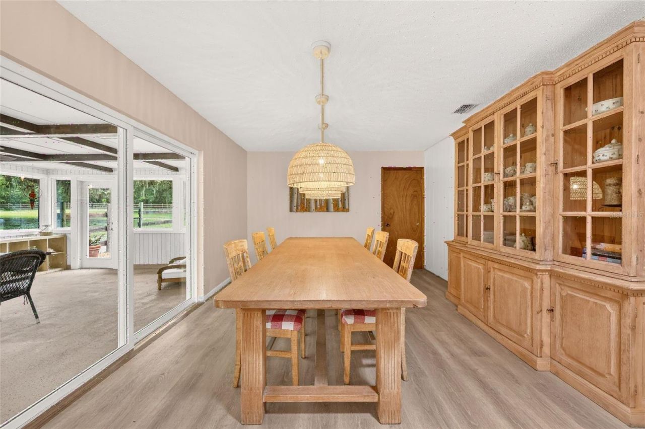 11281 N Circle M Avenue , Dunnellon, FL 34433 Photo