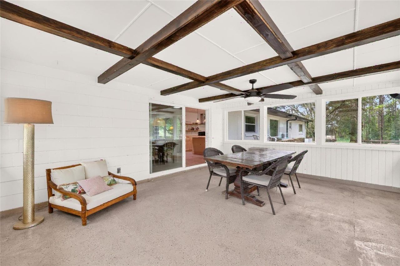 11281 N Circle M Avenue , Dunnellon, FL 34433 Photo