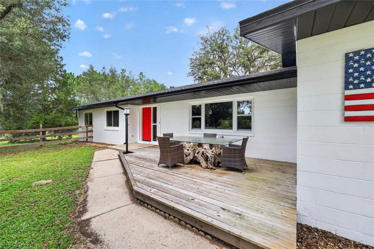 11281 N Circle M Avenue , Dunnellon, FL 34433 Photo