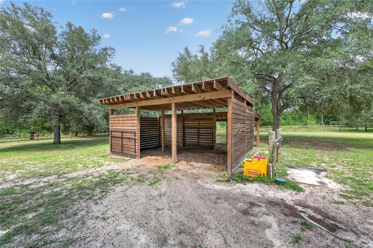 11281 N Circle M Avenue , Dunnellon, FL 34433 Photo