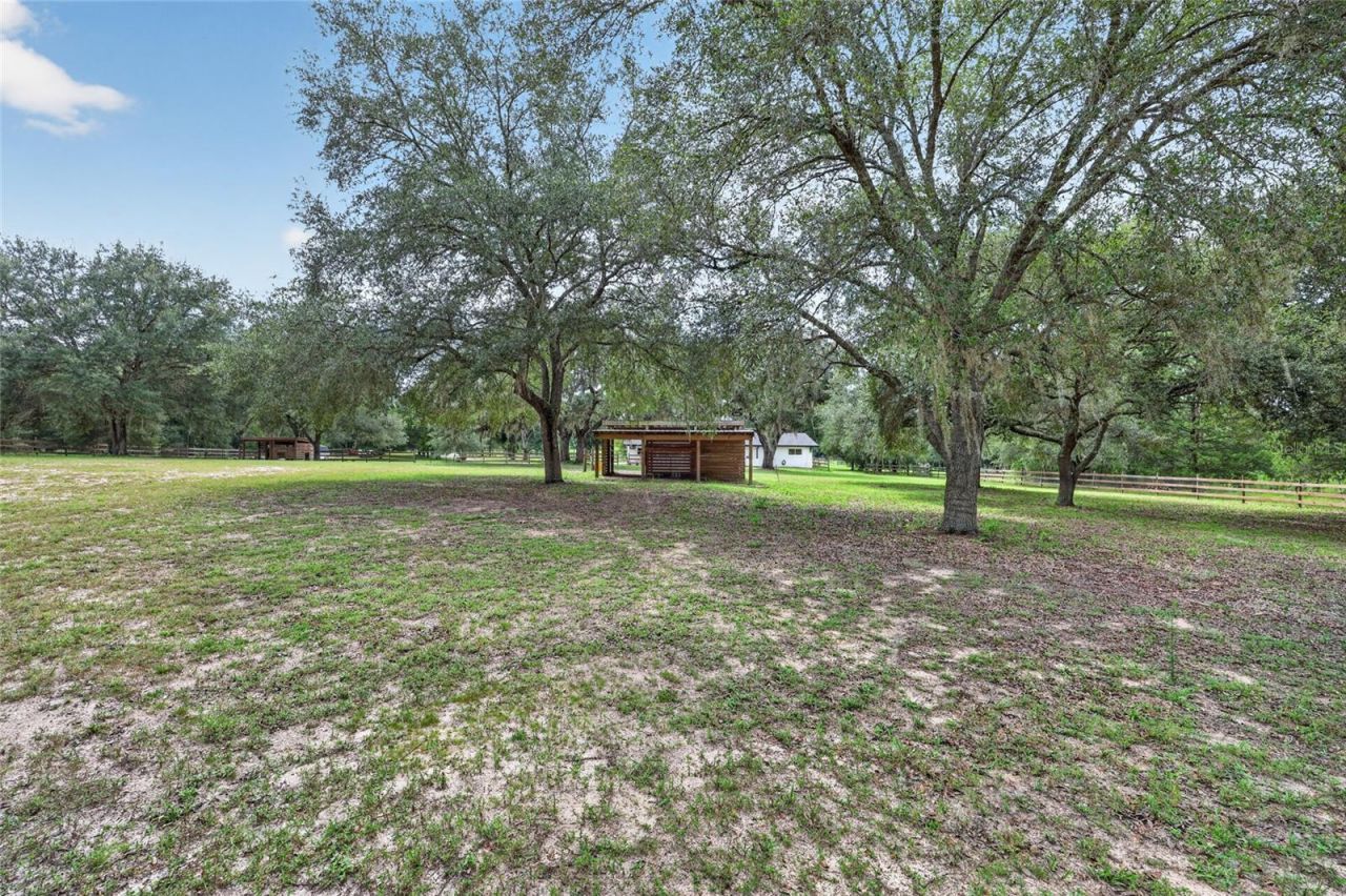 11281 N Circle M Avenue , Dunnellon, FL 34433 Photo