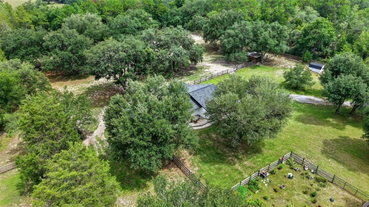 11281 N Circle M Avenue , Dunnellon, FL 34433 Photo