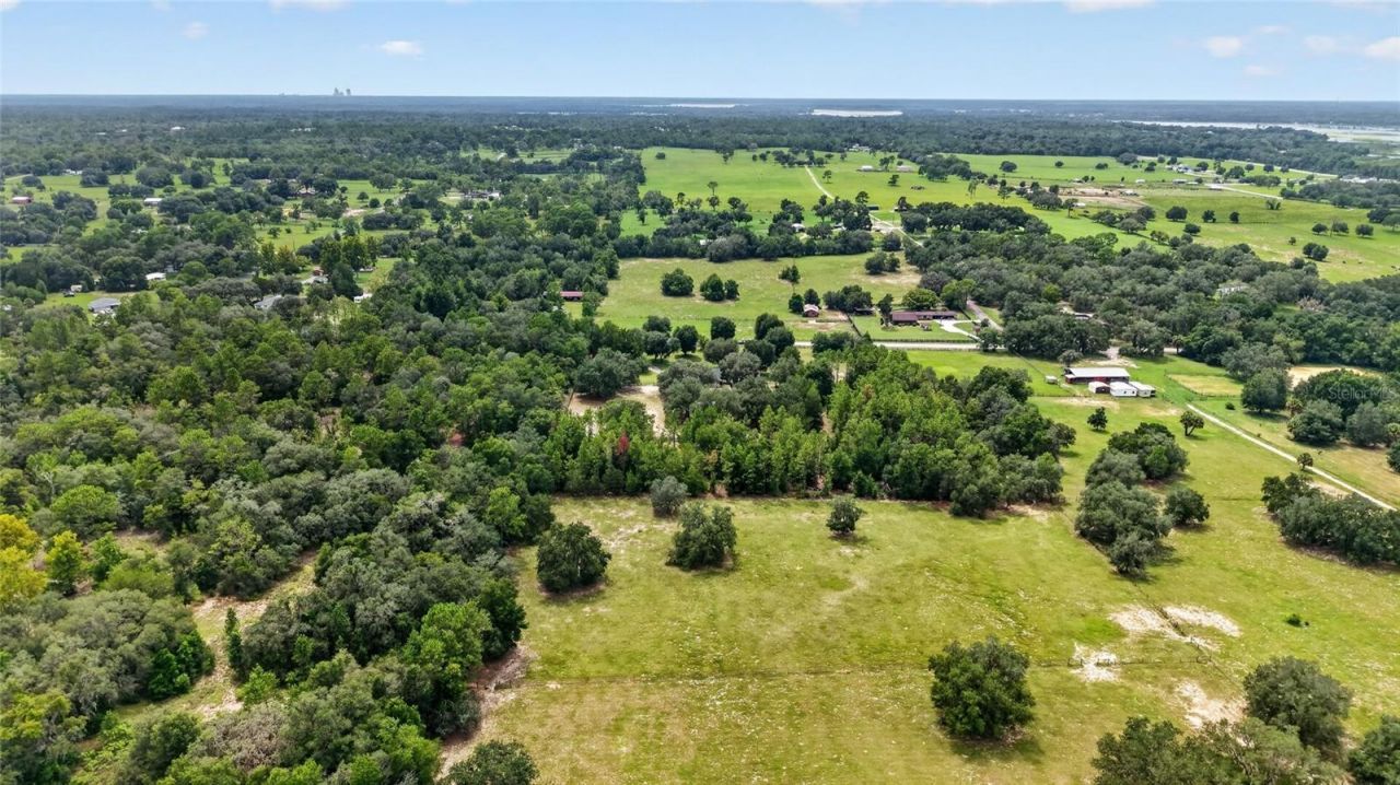 11281 N Circle M Avenue , Dunnellon, FL 34433 Photo