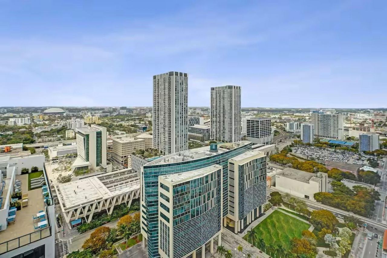 225 N Miami Avenue , Unit 1407, Miami, FL 33128 Photo