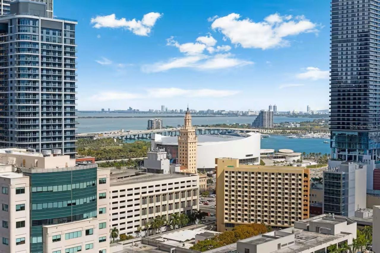 225 N Miami Avenue , Unit 1407, Miami, FL 33128 Photo