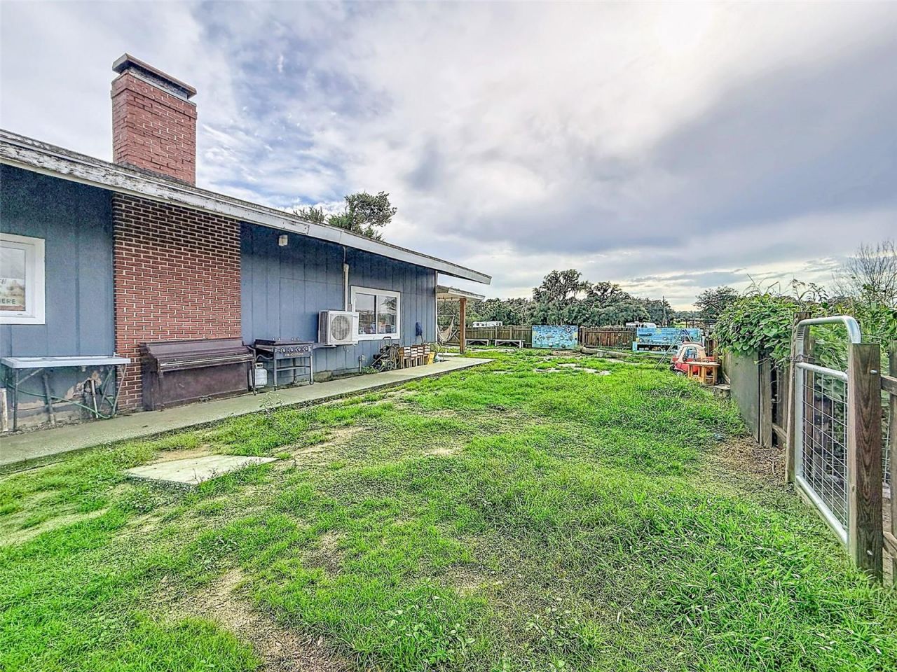 16736 Powerline Road, Dade City, FL 33523 Photo