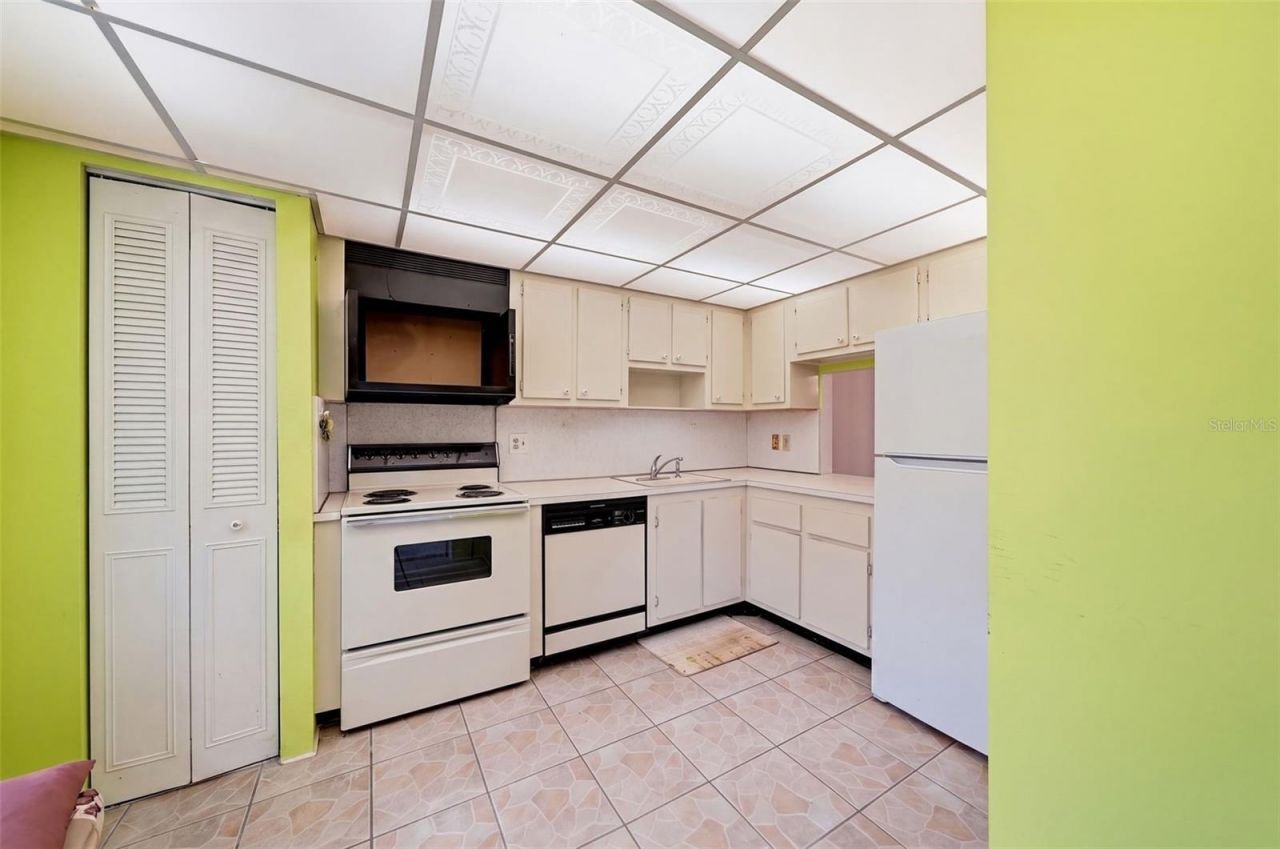 6800 20th Avenue N, Unit 505, Saint Petersburg, FL 33710 Photo