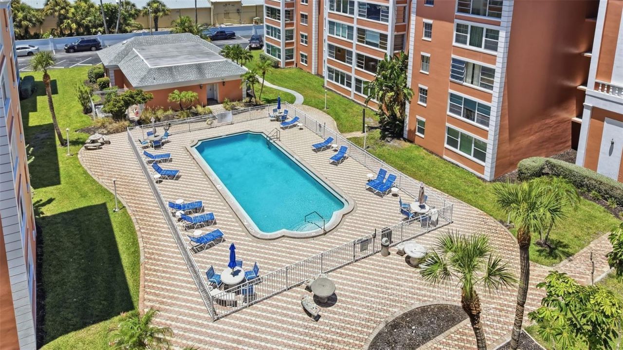 6800 20th Avenue N, Unit 505, Saint Petersburg, FL 33710 Photo