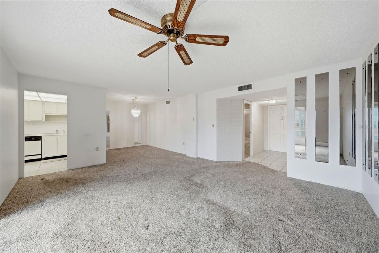 6800 20th Avenue N, Unit 505, Saint Petersburg, FL 33710 Photo