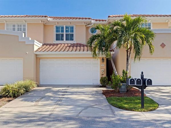 123 VALENCIA CIRCLE , ST PETERSBURG, FL 33716