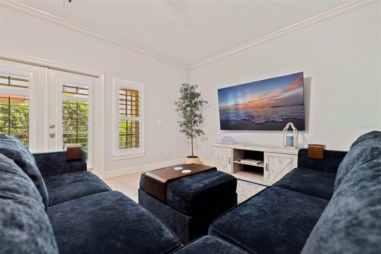 123 Valencia Circle , Saint Petersburg, FL 33716 Photo