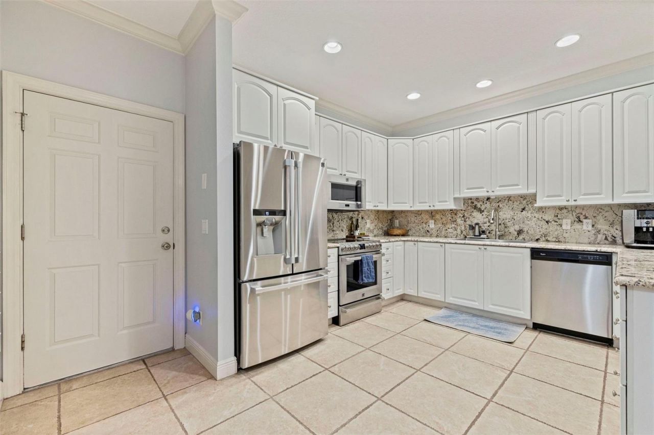 123 Valencia Circle , Saint Petersburg, FL 33716 Photo