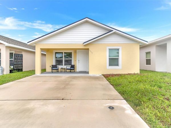 1502 LAS VILLAS BOULEVARD , SEBRING, FL 33870