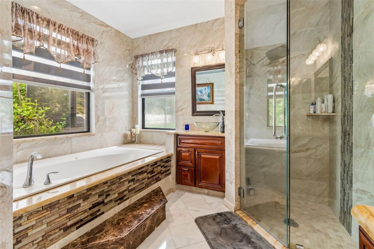 15630 N Himes Avenue, Tampa, FL 33618 Photo