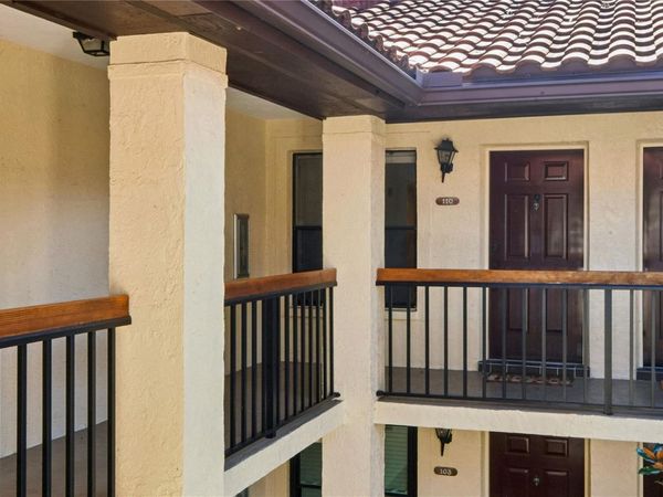 110 HAMMOCK PINE BOULEVARD , CLEARWATER, FL 33761