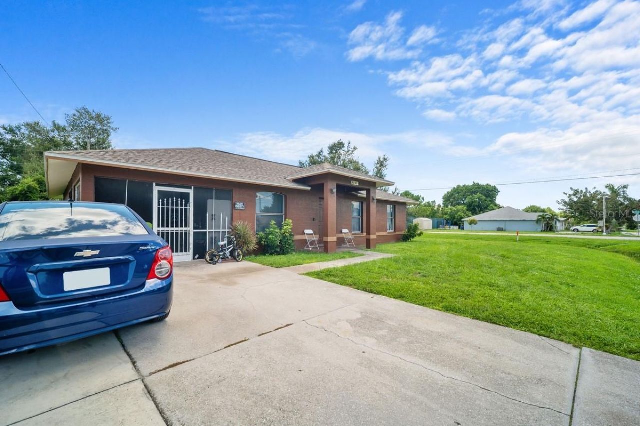 2331 Jaylen Watkins Street, Fort Myers, FL 33916 Photo