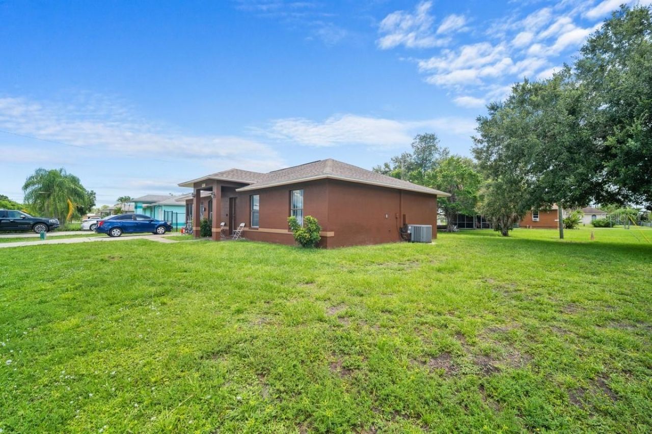 2331 Jaylen Watkins Street, Fort Myers, FL 33916 Photo