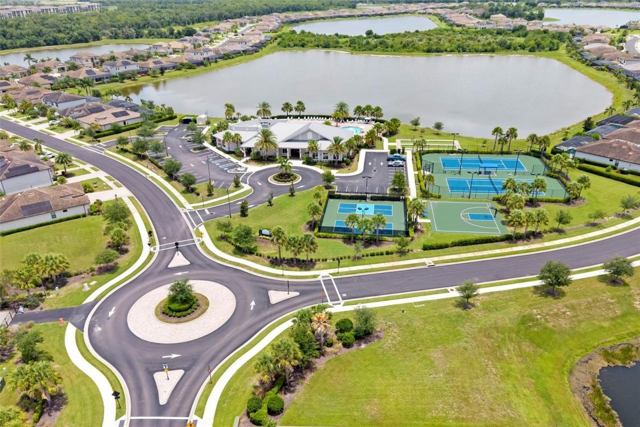 17927 Polo Trail, Bradenton, FL 34211 Photo