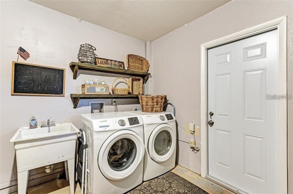 6706 22nd Avenue W, Bradenton, FL 34209 Photo