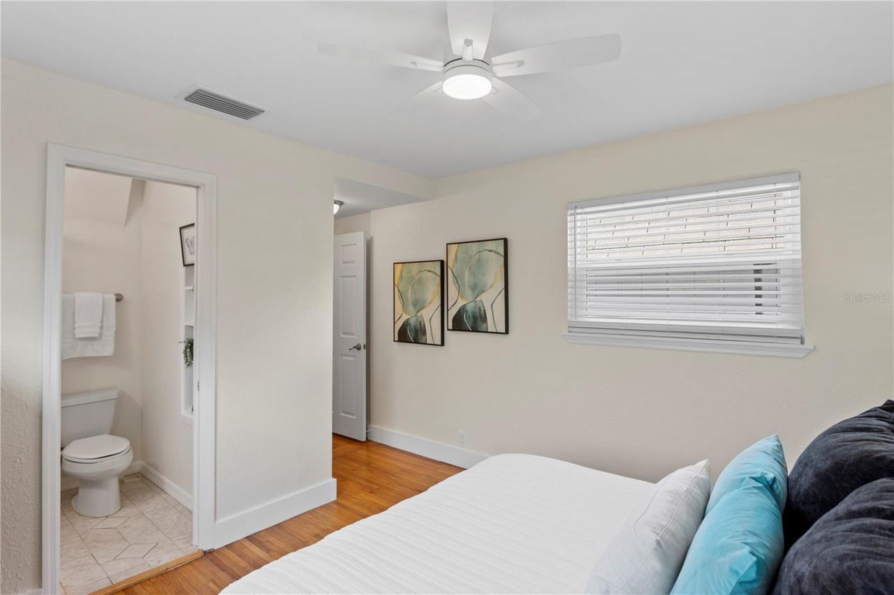 417 Hampton Avenue Ne, Saint Petersburg, FL 33703 Photo
