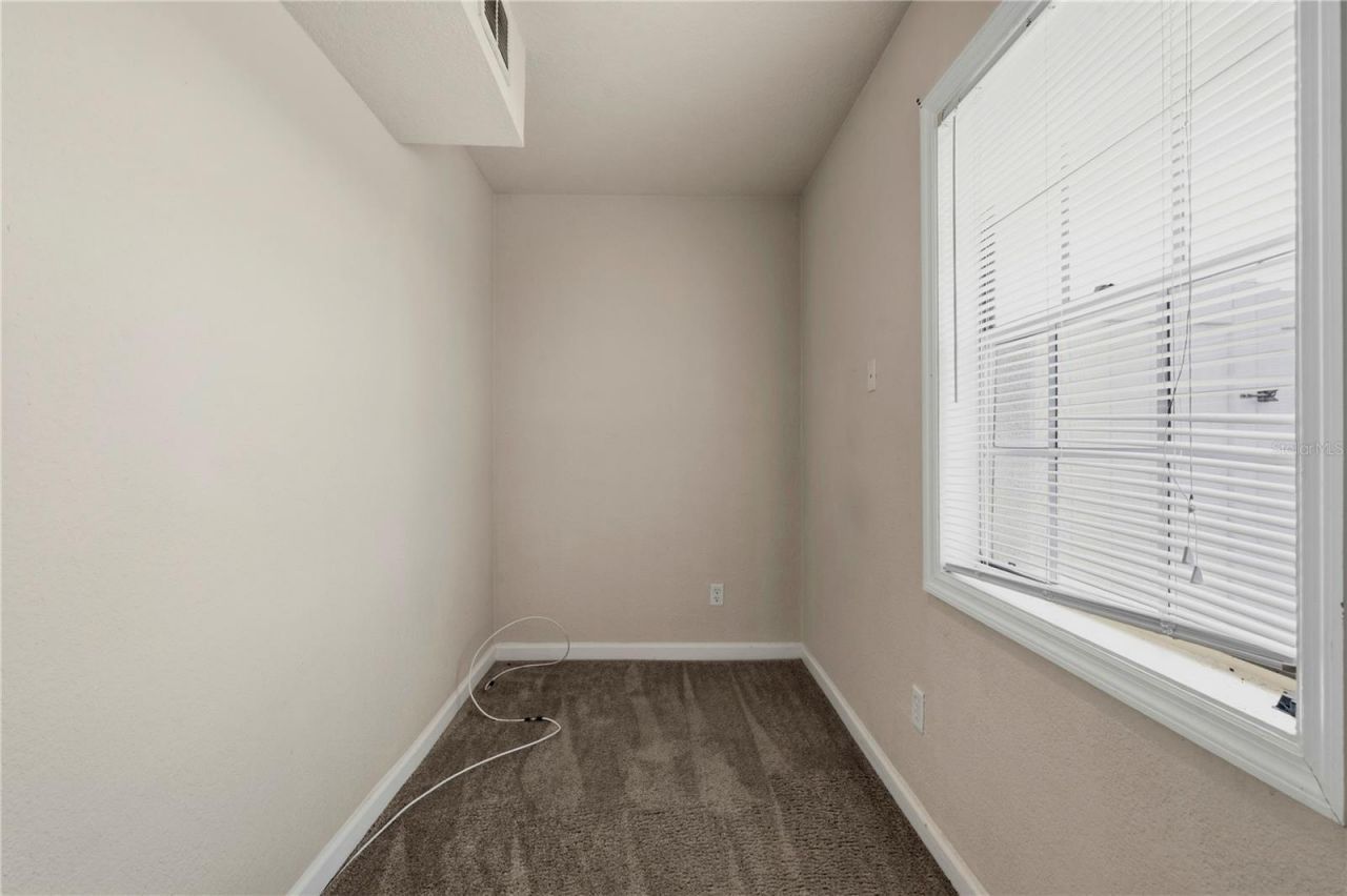 151 Seahorse Drive Se, Unit B, Saint Petersburg, FL 33705 Photo